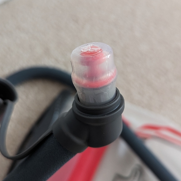 OSPREY GLADE12 **NEW** - Picture 5 of 12